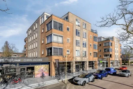 Appartement te koop: Burgemeester Kuperusplein 164, Centrum Heerenveen
