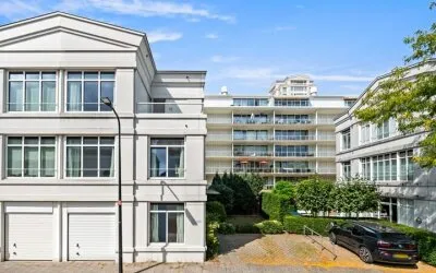 Tussenwoning te koop: Burgemeester Marijnenlaan 102, 'S-Gravenhage
