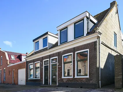 Hoekwoning te koop: Burgemeester Mentzstraat 26, West-Terschelling West-Terschelling