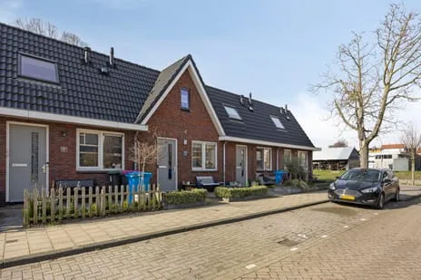 Tussenwoning te koop: Burgemeester Merkusstraat 17, Oud-Delfgauw Delfgauw