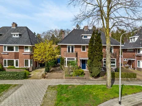 Twee-onder-één-kap te koop: Burgemeester Patijnlaan 218, Patijnpark Zeist