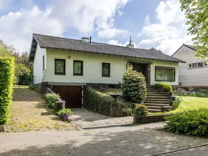 Vrijstaande woning te koop: Burgemeester Pijlsstraat 16, Schinnen Schinnen