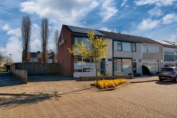 Hoekwoning te koop: Burgemeester Rietveldstr 36, 's-Heerenberg, oostelijke uitbreiding 'S-Heerenberg