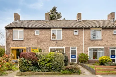 Tussenwoning te koop: Burgemeester Rothestraat 22, Wijk aan Zee Wijk Aan Zee