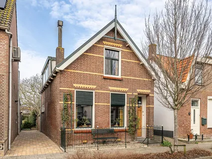 Vrijstaande woning te koop: Burgemeester Sterkstraat 9, Stad Aan 'T Haringvliet