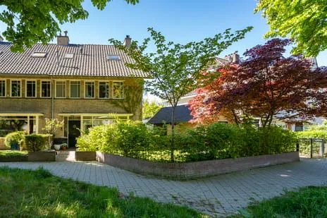 Hoekwoning te koop: Burgemeester Suijsstraat 50, Burgemeestersbuurt Tilburg