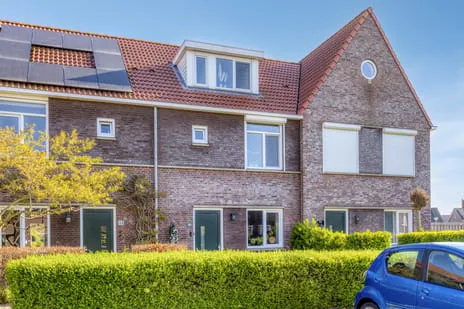 Tussenwoning te koop: Burgemeester Van Boeijenstraat 46, Tholen Tholen