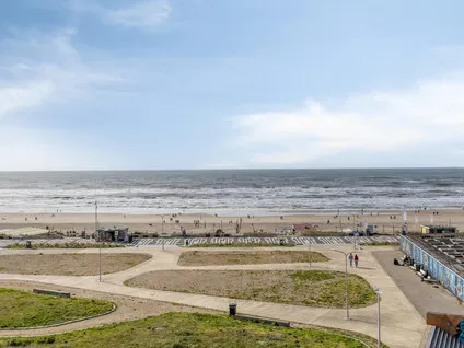 Appartement te koop: Burgemeester van Fenemaplein 13F9, Boulevard Midden Zandvoort