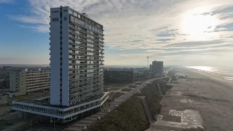 Appartement te koop: Burgemeester van Fenemaplein 2A0305, Boulevard Midden Zandvoort