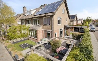 Twee-onder-één-kap te koop: Burgemeester van Roosmalenstraat 31, Oude Dorp Uitgeest