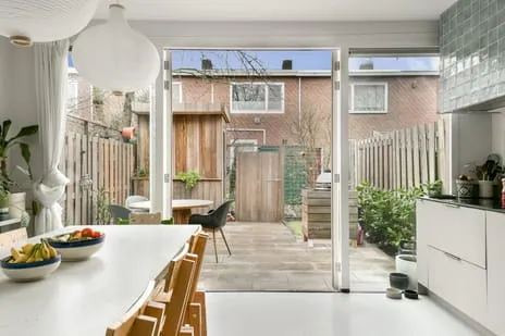 Tussenwoning te koop: Burgemeester Vening Meineszlaan 147, Arondeusbuurt Amsterdam