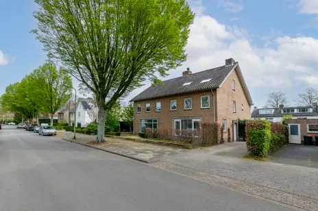 Tussenwoning te koop: Burgemeester Vonk de Bothstraat 50, Burgemeestersbuurt Tilburg