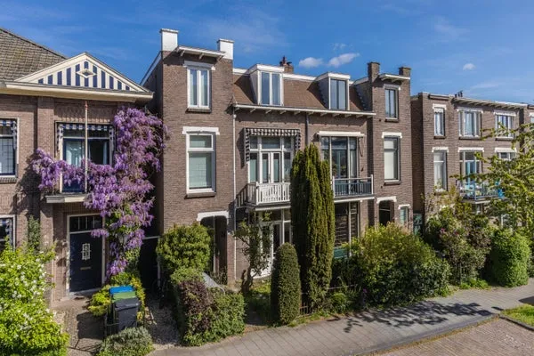 Appartement te koop: Burgemeester Weertsstraat 64, Burgemeesterswijk Arnhem