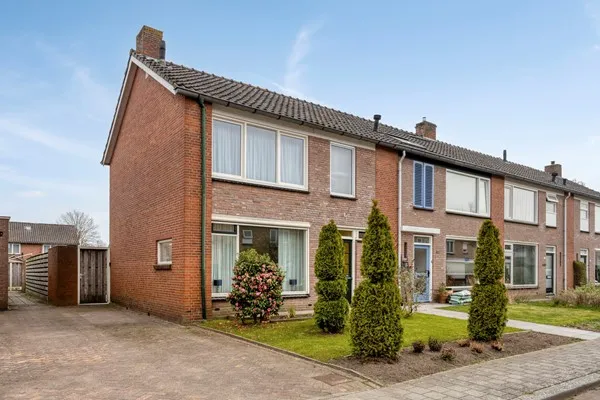 Hoekwoning te koop: Burgemeester Wijniastraat 36, Kerkeres Denekamp