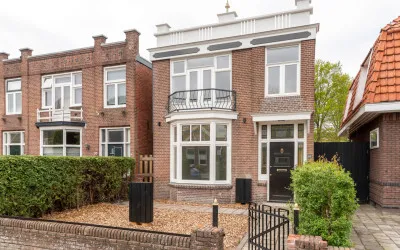 Vrijstaande woning te koop: Burgemeester Wuiteweg 68, De Singels oost Drachten