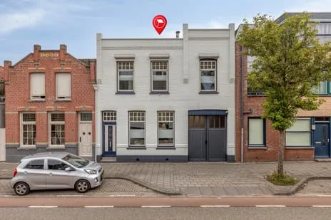 Tussenwoning te koop: Burgerhoutsestraat 89, Sint Josephbuurt Roosendaal