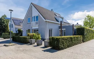 Twee-onder-één-kap te koop: Burggraafstraat 15, Slotjes-West Oosterhout