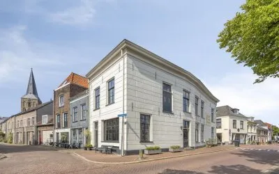 Tussenwoning te koop: Burgwal 15, Binnenstad Kampen Kampen
