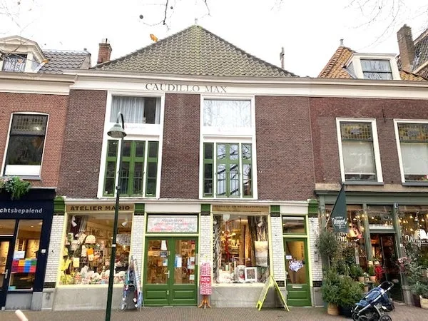 Studio te huur: Burgwal 25E, Centrum Delft
