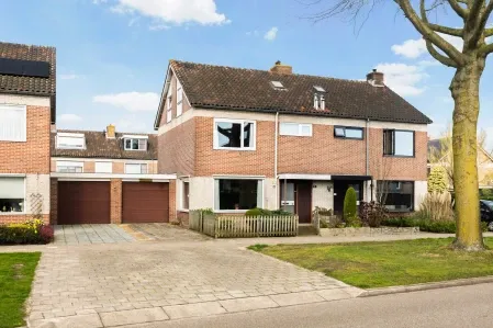 Tussenwoning te koop: Burgwal 48, De Grift Woudenberg