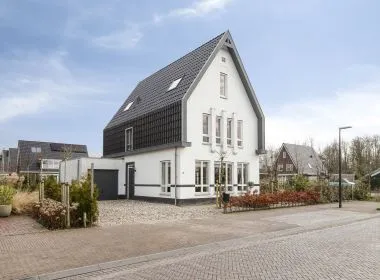 Vrijstaande woning te koop: Burlatstraat 28, Zuidoostbeemster