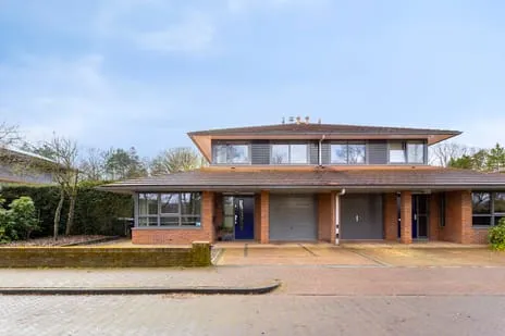 Twee-onder-één-kap te koop: Burnierlaan 20, Rozendaal Rozendaal
