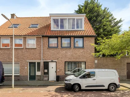 Hoekwoning te koop: Busken Huëtstraat 28, Spoorwijk 'S-Gravenhage