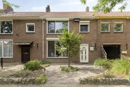 Tussenwoning te koop: Busonilaan 13, Blaarthem Eindhoven
