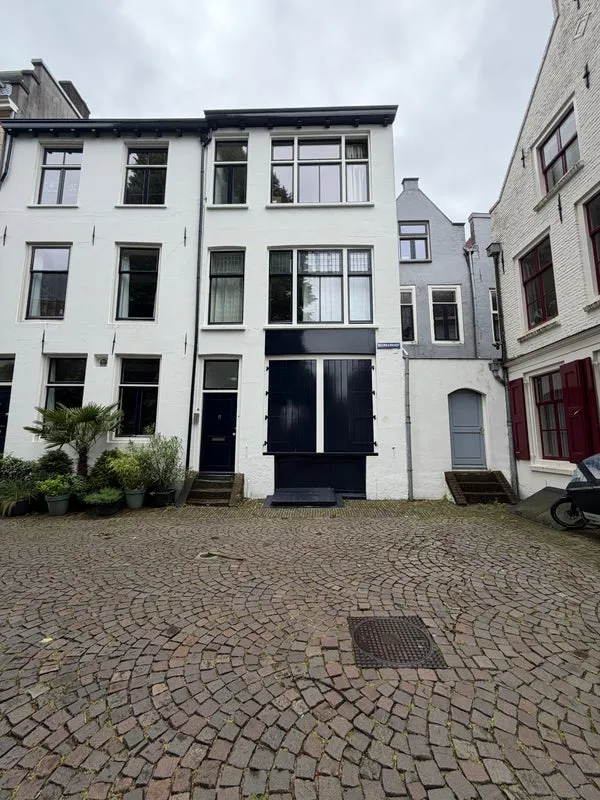 Appartement te huur: Buurkerkhof 8E, Lange Elisabethstraat, Mariaplaats en omgeving Utrecht