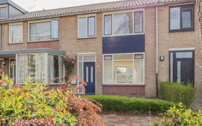 Tussenwoning te koop: Buurstede 142, Componistenbuurt Oosterhout