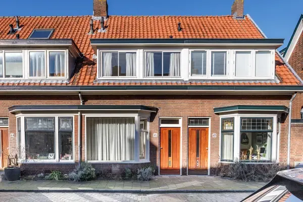 Tussenwoning te koop: Buys Ballotstraat 46, Leiden