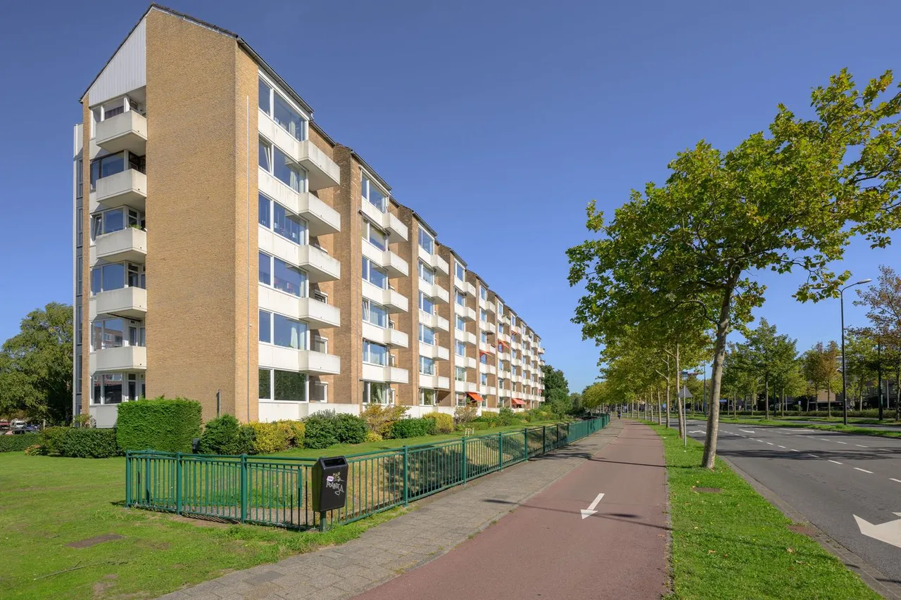 Appartement te koop: Buziaulaan 85, Rijswijk (Zh)