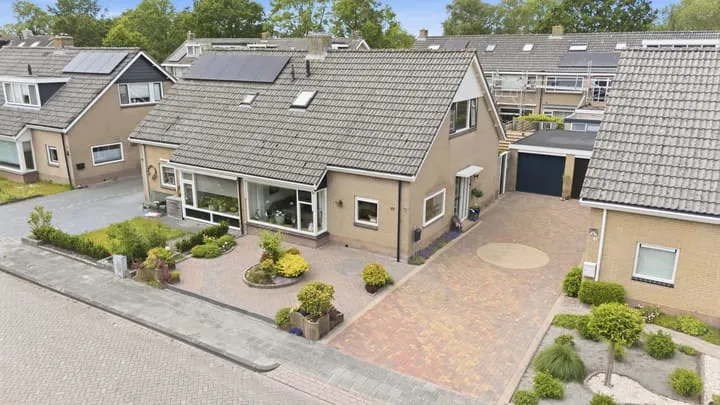 Semi-detached for sale: C F Engelhardstraat 29, Franeker Schalsumerplan en Arkens Franeker
