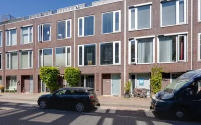 Tussenwoning te koop: C.J.K. van Aalststraat 82, Rietlanden Amsterdam