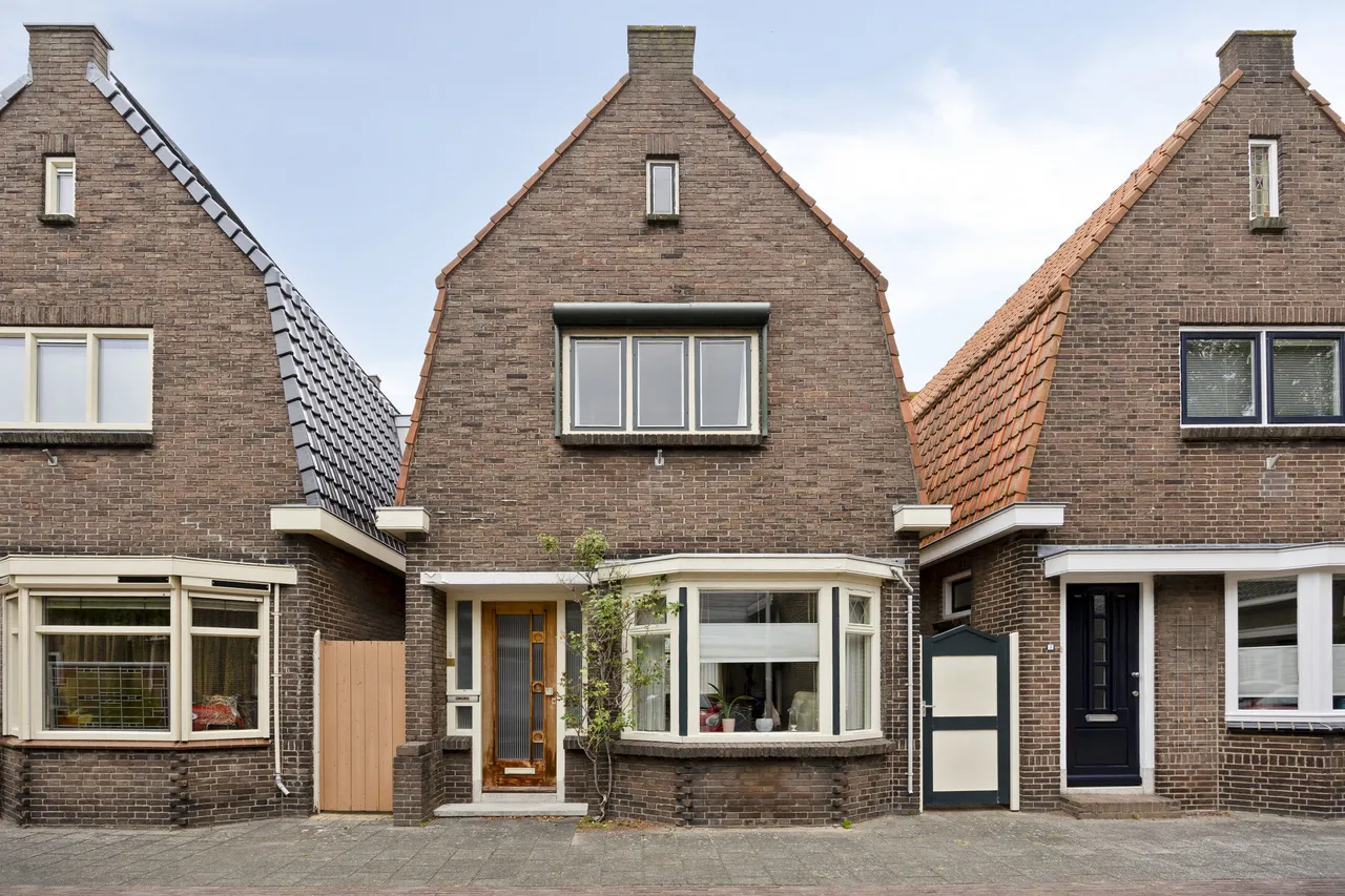 Vrijstaande woning te koop: C.M. van Reesstraat 2, Sliedrecht
