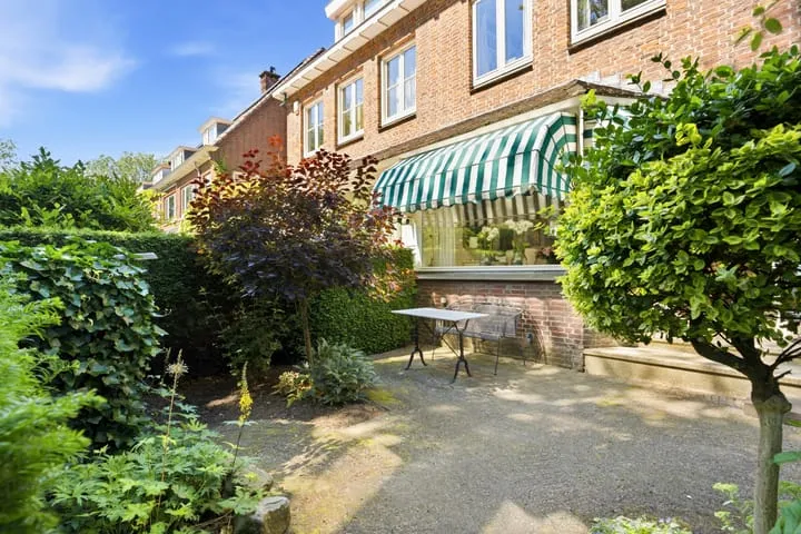 Terraced house for sale: C.N.A.Looslaan 64, Hillegersberg Noord Rotterdam