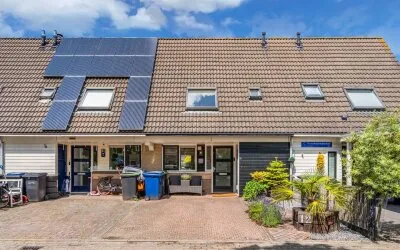 Tussenwoning te koop: C. Outshoornstraat 12, Bouwmeesterbuurt West Almere