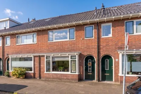 Tussenwoning te koop: C. van Maasdijkstraat 12, Prins Bernhardplein en omgeving Utrecht
