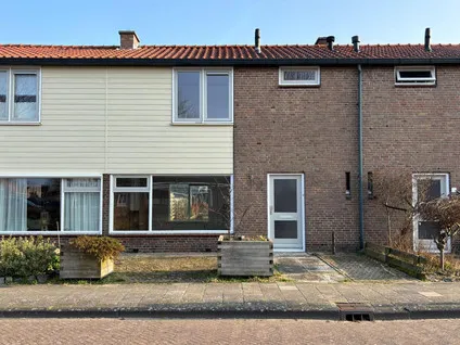 Tussenwoning te koop: C. de Leeuwstraat 5, t Zand-Noordoost 'T Zand