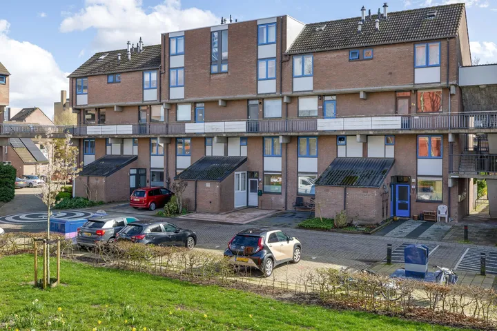 Appartement te koop: C. van Boshuizenstraat 58, Spijkenisse