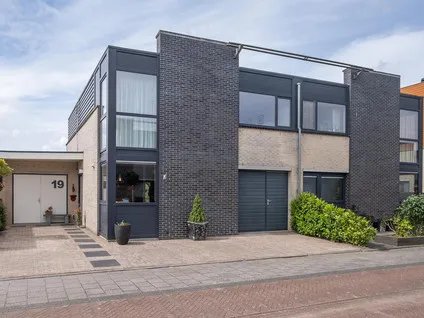 Tussenwoning te koop: C.F. Kuijken-van der Eijndetuin 19, Huygenhoek Noord Heerhugowaard