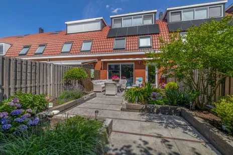 Tussenwoning te koop: C.J. Blaauwstraat 6, Parkrijk Zuid Assendelft