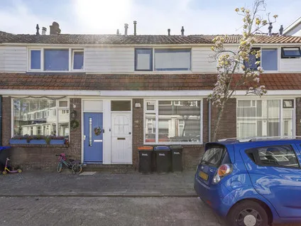 Tussenwoning te koop: C.Th. Kamphuijsstraat 40, Burgemeestersbuurt Zaandam