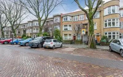 Appartement te koop: Caan van Necklaan 204, Cromvliet Rijswijk