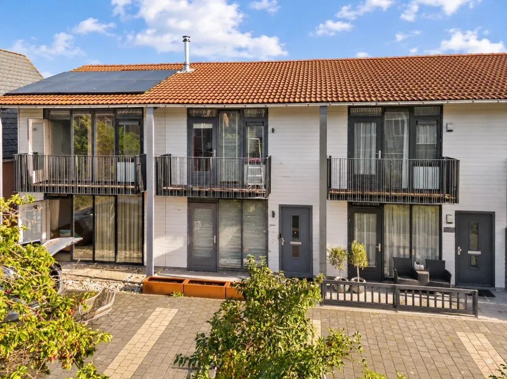 Tussenwoning te huur: Cairostraat 52, Purmerend