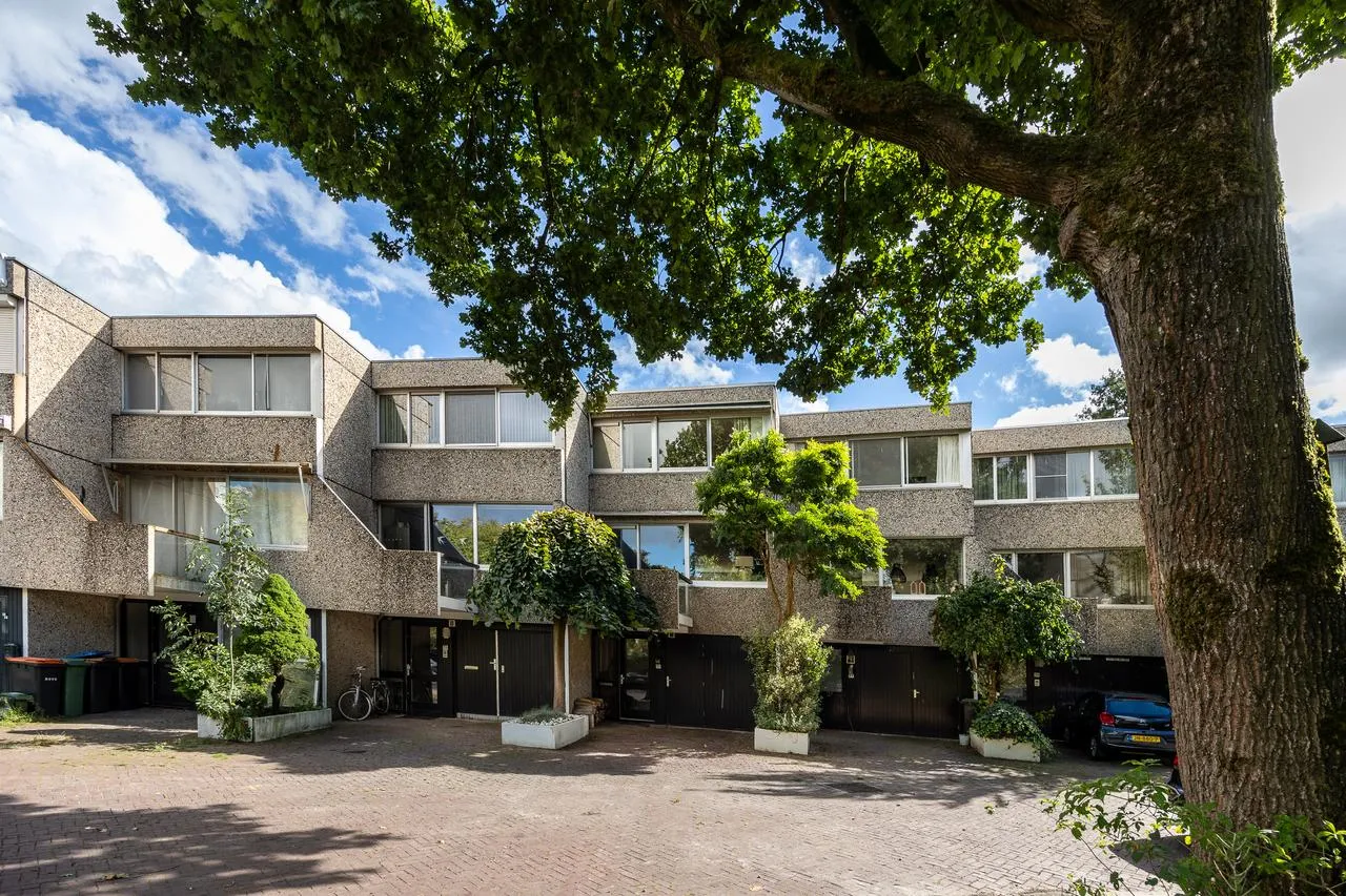 Tussenwoning te koop: Calabrië 35, Leusden