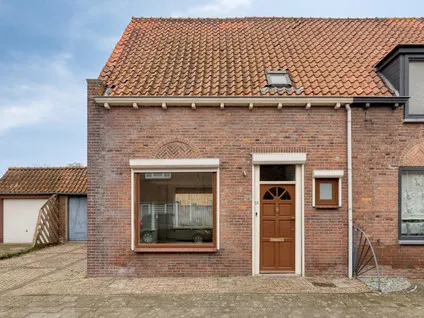 Twee-onder-één-kap te koop: Calandstraat 21, Kern Sas van Gent Sas Van Gent