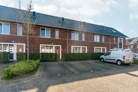 Tussenwoning te koop: Caligastraat 45, Loovelden Huissen