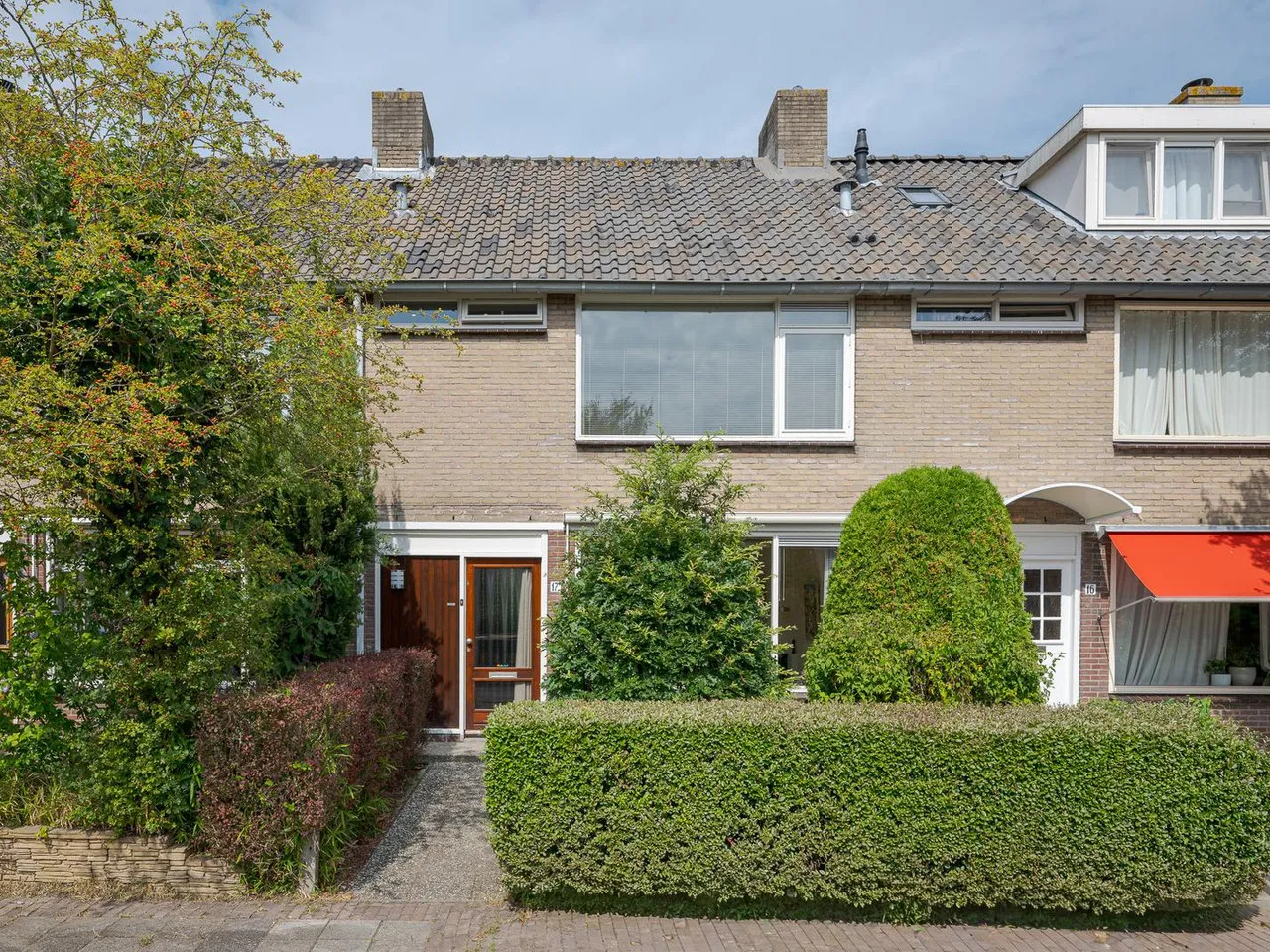 Tussenwoning te koop: Callenburghplantsoen 17, Voorschoten