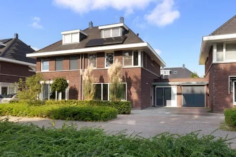 Tussenwoning te koop: Calèche 57, Landgoed Driessen Waalwijk